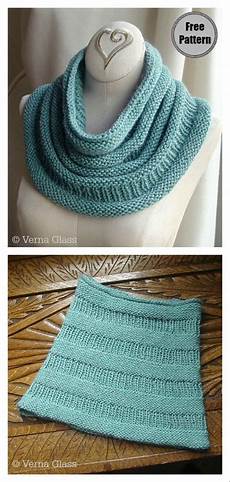 Hand And Knitted Yarn