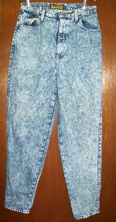 Stone-Wash Jeans