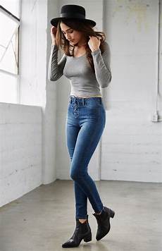 Womens Jeans Wear