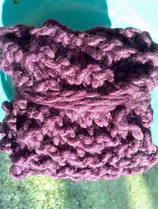 Dralon Acrylic Yarns