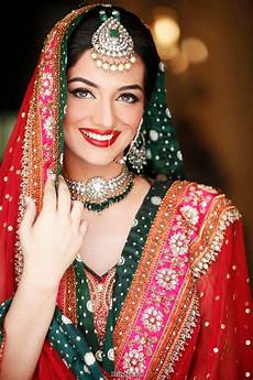 Fashion Jewelries